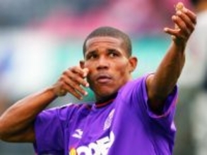 【Ｊリーグ】ゴール後の「弓を射るパフォーマンス」元祖はウェズレイ　３年連続20得点も知られざる大記録