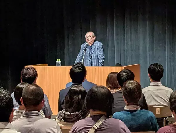 「【プロ野球】WBC日本代表・宮城大弥が父と叶えた恩返し「夢をあきらめざるを得ない子どもたちを少しでも減らせたら」」の画像