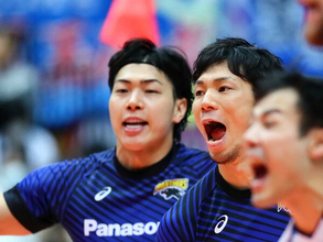 【男子バレー】清水邦広が39歳でコートに立ち続ける理由　「怨敵」で「盟友」の福澤達哉と歩んだバレー人生を振り返る