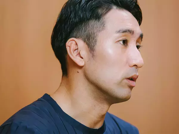 「錦織二世」と呼ばれた後輩・内山靖崇が練習を見て驚愕　「フォアハンドのスイングスピードがもう、速すぎて......」