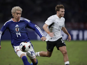 サッカー日本代表の４バックを選手はどう捉えたか 「ポジティブな面が多い」「やりたくもない（笑）」