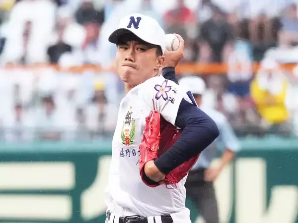 【夏の甲子園2026】150キロ全盛時代に現れた"精密機械"　佐野日大・鈴木有が130キロ台の速球でも強豪を封じられるワケ