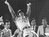 「【プロ野球】「優勝しても胴上げはしない」 選手たちが"嫌われ監督"を拒絶...それでも近藤貞雄が７度宙を舞った理由」の画像1