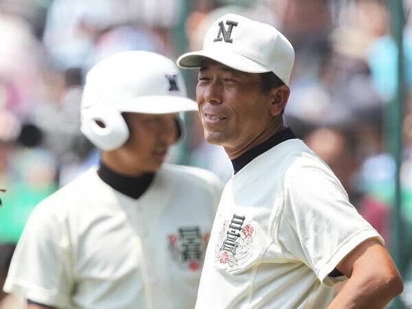 【高校野球】０対７からの大逆転、宿敵・帝京撃破、そして涙の初甲子園...小倉全由と「下町の暴れん坊」が起こした夏の奇跡