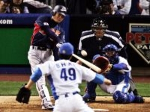 【WBC】宮本慎也が感じ、松中信彦が確信した福留孝介の変化 王ジャパンを決勝へと導いた値千金の代打アーチ