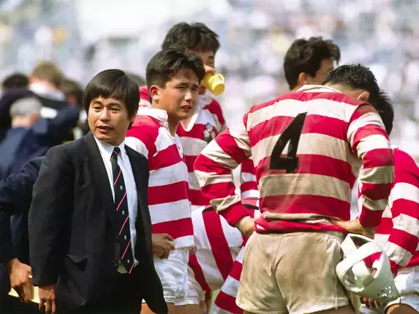 ラグビー日本代表・宿澤広朗が遺した勝利の哲学　シビアな銀行マンはフィジカルの弱さから目を背けなかった