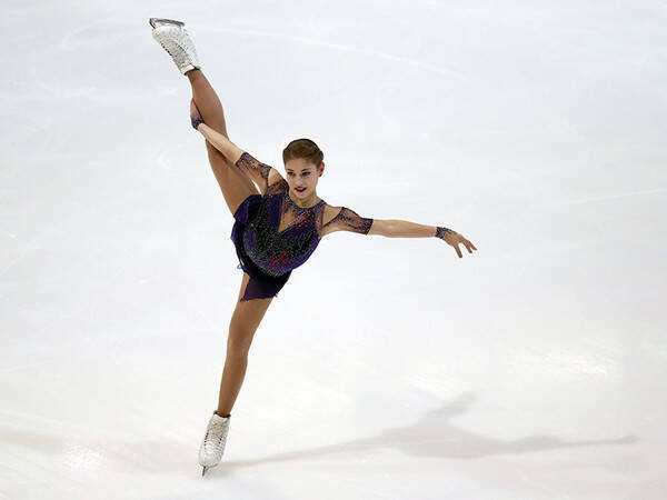 武器は４回転だけじゃない 強くて華憐なロシア女子がまたひとり 19年11月8日 エキサイトニュース