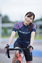 傳谷英里香さん、ロードバイクで坂道を楽々上る。負担を減らす方法は？