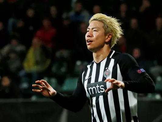 パラグアイ戦出場の浅野拓磨が別メニュー調整 冨安健洋は徐々にピッチを上げる 6枚 22年6月5日 エキサイトニュース