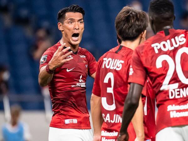 槙野智章が先発すれば負けない 守備崩壊を救ったベテランの意地 年8月17日 エキサイトニュース