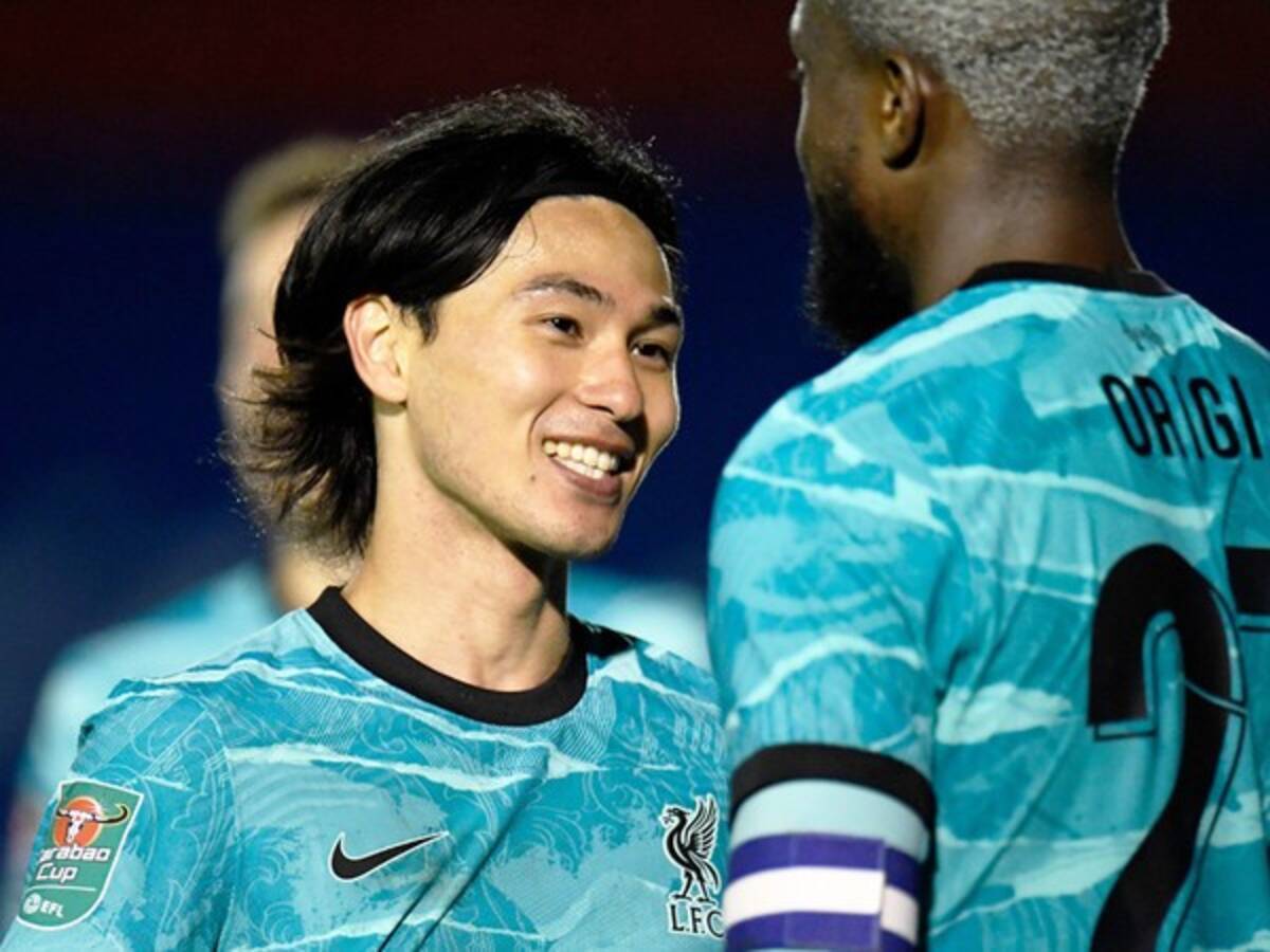 南野拓実の魅力全開 ゼロトップ で躍動して相手dfは大混乱 年9月27日 エキサイトニュース