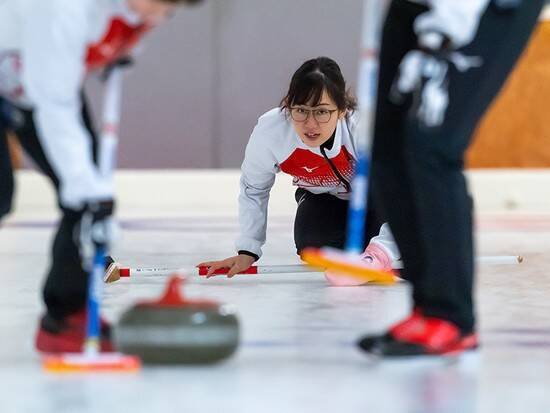 チームの解散も覚悟した 富士急 小穴桃里の壮絶なカーリング人生 21年2月8日 エキサイトニュース 5 5