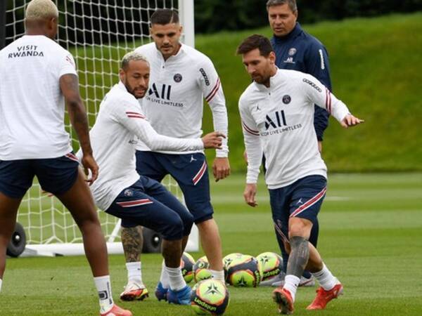 メッシ ロナウドの移籍で欧州サッカーが変わる 今季clの見どころはここだ 21年8月28日 エキサイトニュース メッシ ロナウドの移籍で欧州サッカーが変わる 今季clの見どころはここだ 21年8月28日 エキサイトニュース