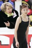 「「引退したい」「まだできる」世界女王・荒川静香が迷いを抱え続けたトリノ五輪前の１年間」の画像1