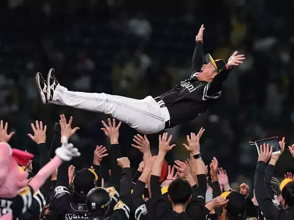 【日本シリーズ】「甲斐さんがいなくなって弱くなったと思われたくなかった」 ソフトバンク、５年ぶりの日本一を支えた新正捕手・海野隆司の成長譚