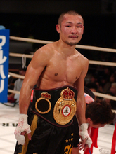 日本ボクシング世界王者列伝：名城信男　あまりに重い試練を乗り越え「大胆さ」と「巧さ」で築いた時代