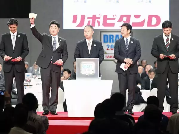 【プロ野球】５球団競合の逸材はなぜ苦しんだのか？ 2016年ドラフトの答え合わせで浮かび上がった「最大の勝者」は？
