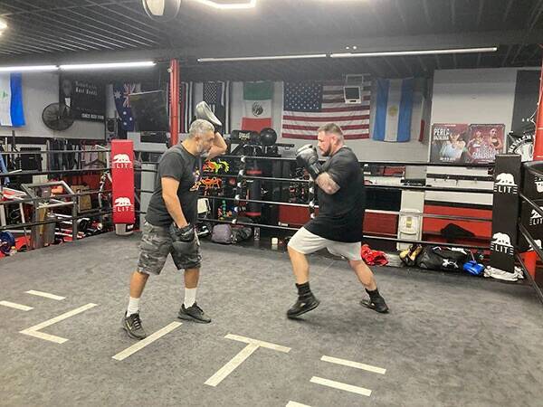 【ボクシング】井上尚弥に敗れたカルデナスが、中谷潤人とのスパーで進化し再起　それを支えた名トレーナーは「ジュント以上の選手は見当たらない」