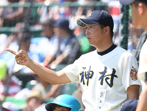 【高校野球】「遅刻はよくあること」「僕たちは史上最弱」だった神村学園を、九州屈指の強豪に変えた小田監督の原点と信念