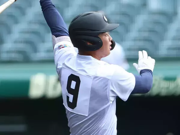 「【高校野球】選抜で注目すべき野手10人 二刀流候補の怪童から木製バットのツイン砲、サイクル男まで」の画像