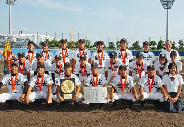 【高校野球】スターも寮もないチームで甲子園４度 金光大阪を支え続けた"伝説の部長"のラスト