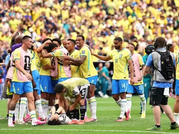 【ワールドカップ】サッカー日本代表にブラジルの選手たちが漏らした本音 ジーコは「残念だった」