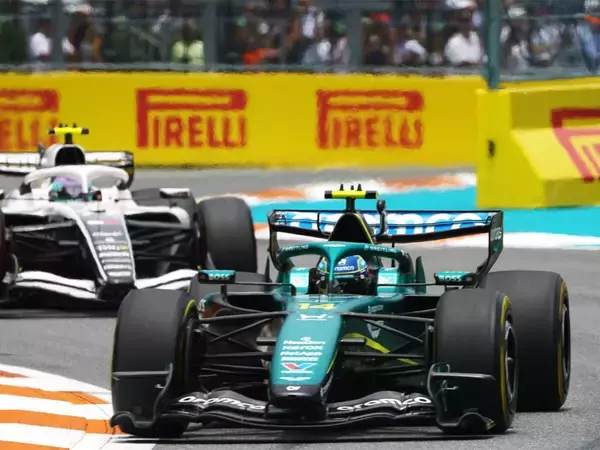【F1】アロンソはリタイアしてもポジティブ　「このパッケージから、まだあとコンマ数秒は引き出せる」
