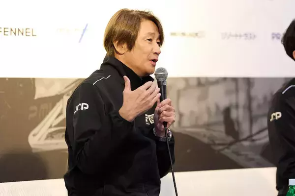 「近藤真彦に聞いたスーパーフォーミュラの現在と未来　トップ就任３年で観客急増も「まだまだ」 グローバル展開へ本腰」の画像