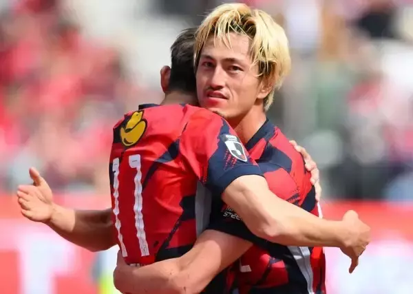 【Ｊリーグ】ジーコも喜んだ鬼木監督の"復帰"　９季ぶり優勝に近づく鹿島アントラーズの今季を象徴する２試合とは？