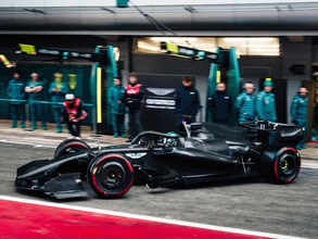 【F1】ホンダと「鬼才」ニューウェイが驚異のマシンパッケージングで合同テストに姿を現した