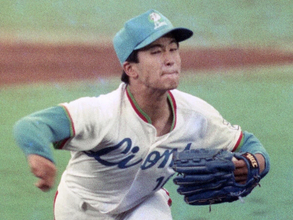 潮崎哲也が語る「魔球・シンカー」誕生の瞬間　カーブと反対の発想で投げてみたら人生が変わった