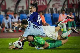 【サッカー日本代表】三笘薫らの負傷離脱を繰り返すな　「上田綺世を呼ばない」が当たり前になったとき、日本は世界に近づける