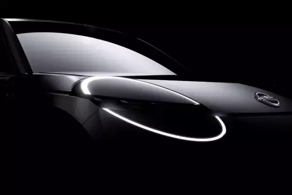 「日本では10年以上放置の「マーチ」！　欧州市場で「マイクラ」後継車がEVとして登場予定」の画像