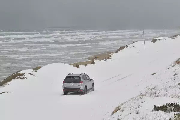 「【試乗】舗装路も雨も雪も安心して走れるってステキ！　スバル車で1000kmオーバーの雪国ドライブ旅へ行ってみた」の画像