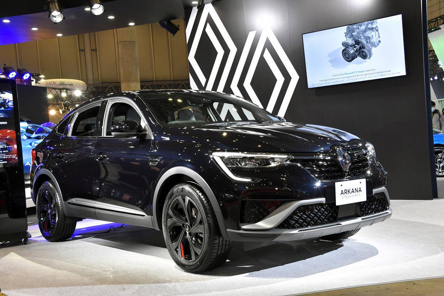 春に導入のアルカナはルノーの今後を決める重要な１台！　バカッ速の新型A110 SにF1マシンまで登場【東京オートサロン2022】