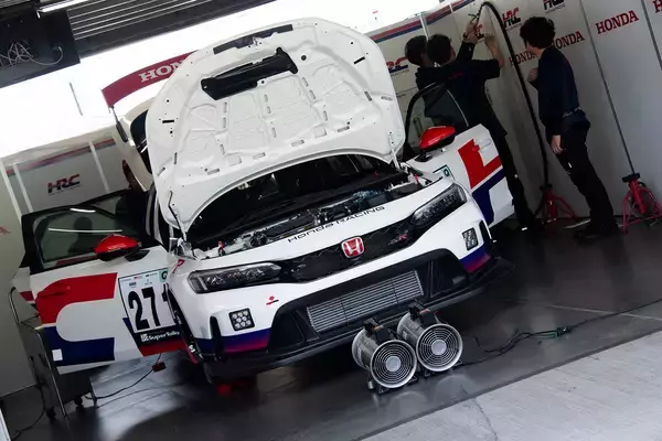「スーパー耐久がもっとも盛り上がる富士の24時間耐久レースでうれしいサプライズ！　ST-Qクラスにホンダのワークス「HRC」が参戦」の画像