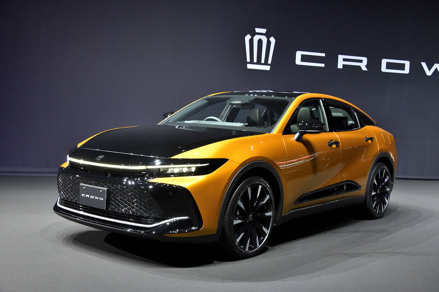 「クラウン原理主義者」も「SUV好き」ももうちょい待て！　クラウンクロスオーバーを買っていい人ダメな人