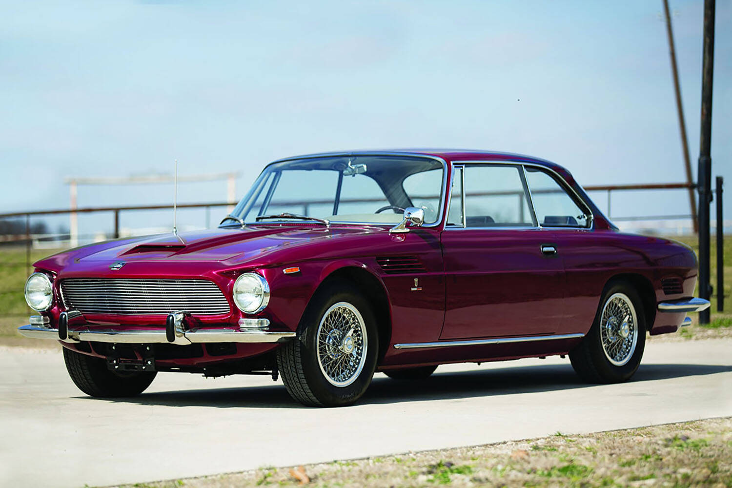 イソは珍車イセッタだけじゃない！　7.4リッターエンジンまで積んじゃった「イソ・グリフォ」というイセッタとは真逆の怪物