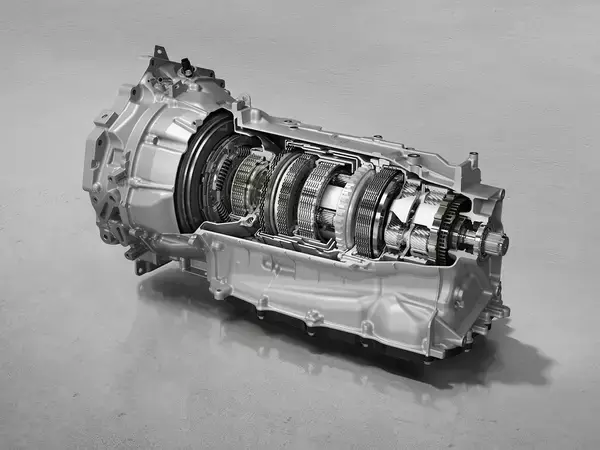 「マツダ初のPHEVを含めた4つのパワートレインを用意してついに日本仕様が発表！　マツダの命運を握るCX-60は今秋発売予定」の画像