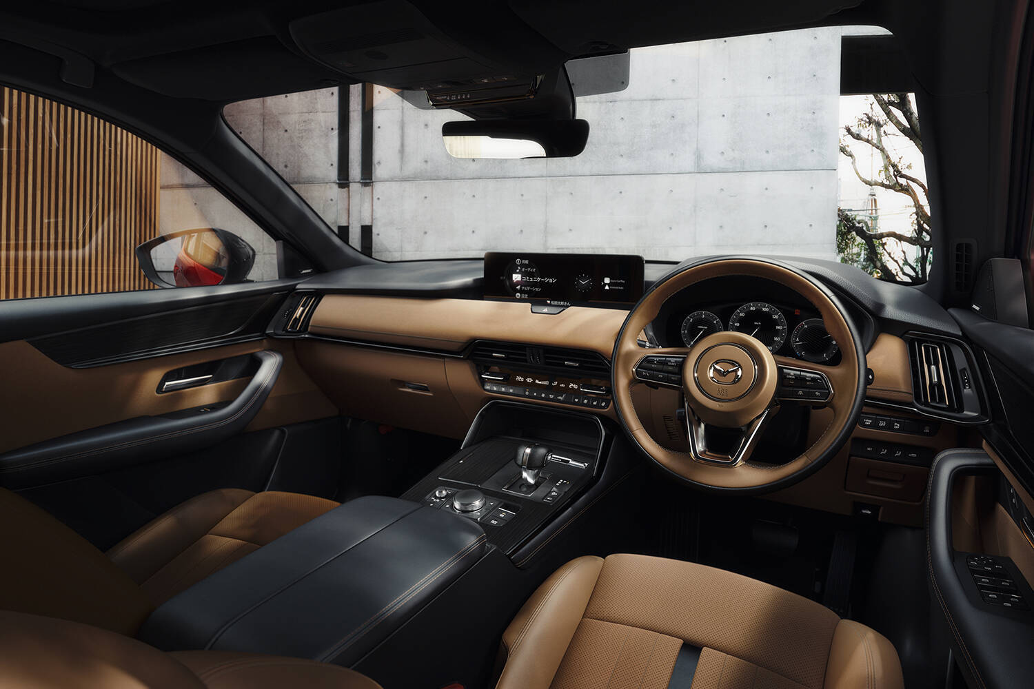 マツダ初のPHEVを含めた4つのパワートレインを用意してついに日本仕様が発表！　マツダの命運を握るCX-60は今秋発売予定