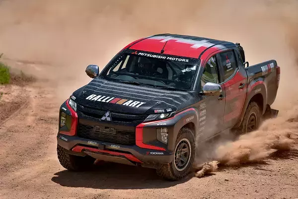 「スバル＆三菱ファンは諦めるしかないのか？　トヨタもホンダも日産もMTターボスポーツを作ってるのに「ランエボ」「WRX STI」が復活しないワケ」の画像