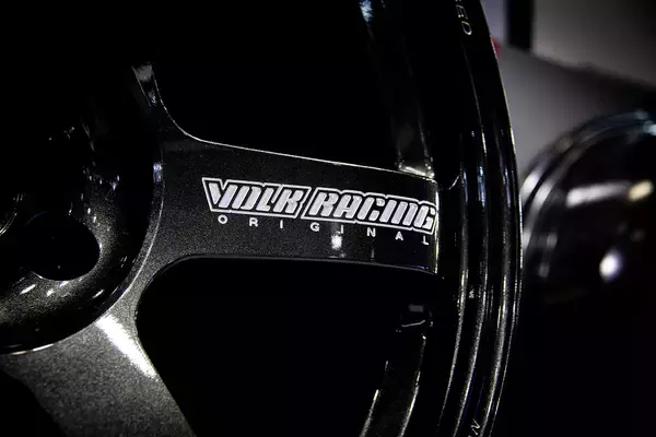 「2024年の注目新作ホイール22種類を一挙に展示！　RAYSブースはホイールもデモカーも必見【TAS2024】」の画像