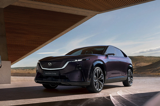 日本じゃあんまり報道されないけどマツダから気になるニューモデルが登場！　「CX-6e」に大ヒットの予感!!