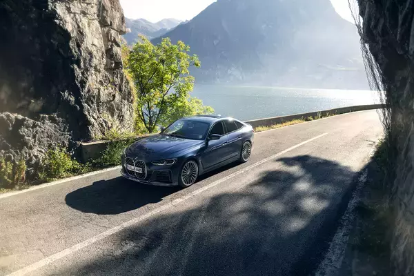 「名門チューナーが手掛ける俊足セダンが上陸！　BMW アルピナ B4 グランクーペを国内ラインアップに追加」の画像
