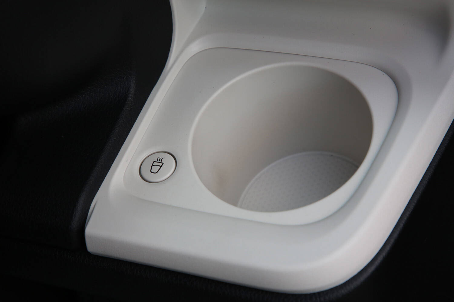 カワイくて器量良しってもはや無敵じゃないか！　販売１カ月で目標の４倍売れたムーヴキャンバスの人気の秘密