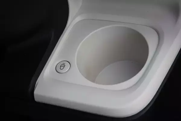 「カワイくて器量良しってもはや無敵じゃないか！　販売１カ月で目標の４倍売れたムーヴキャンバスの人気の秘密」の画像