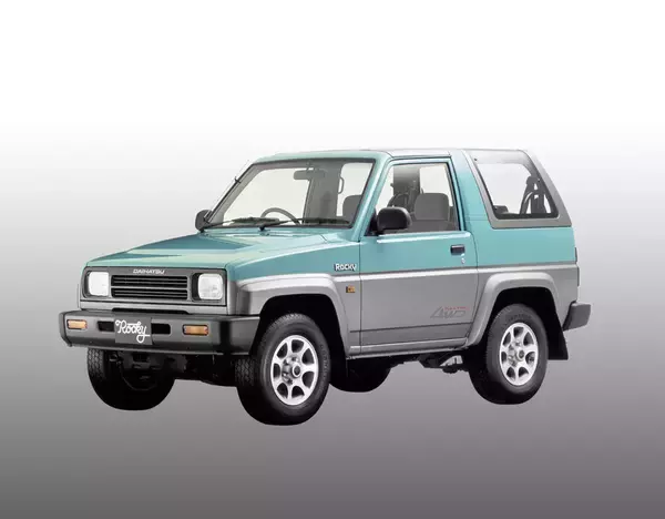 「懐かしの「名前」が蘇ったと思ったらアレ？　前と「まったく違う姿」で復活したクルマ５選＋α」の画像