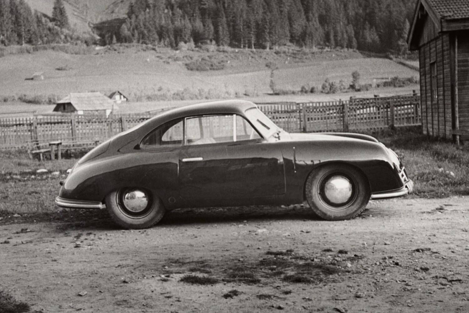 「ポルシェとは」と聞かれたら「研究所」と答えるのが正解！　単なる自動車メーカーじゃないその姿とは