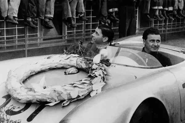 「「ポルシェとは」と聞かれたら「研究所」と答えるのが正解！　単なる自動車メーカーじゃないその姿とは」の画像