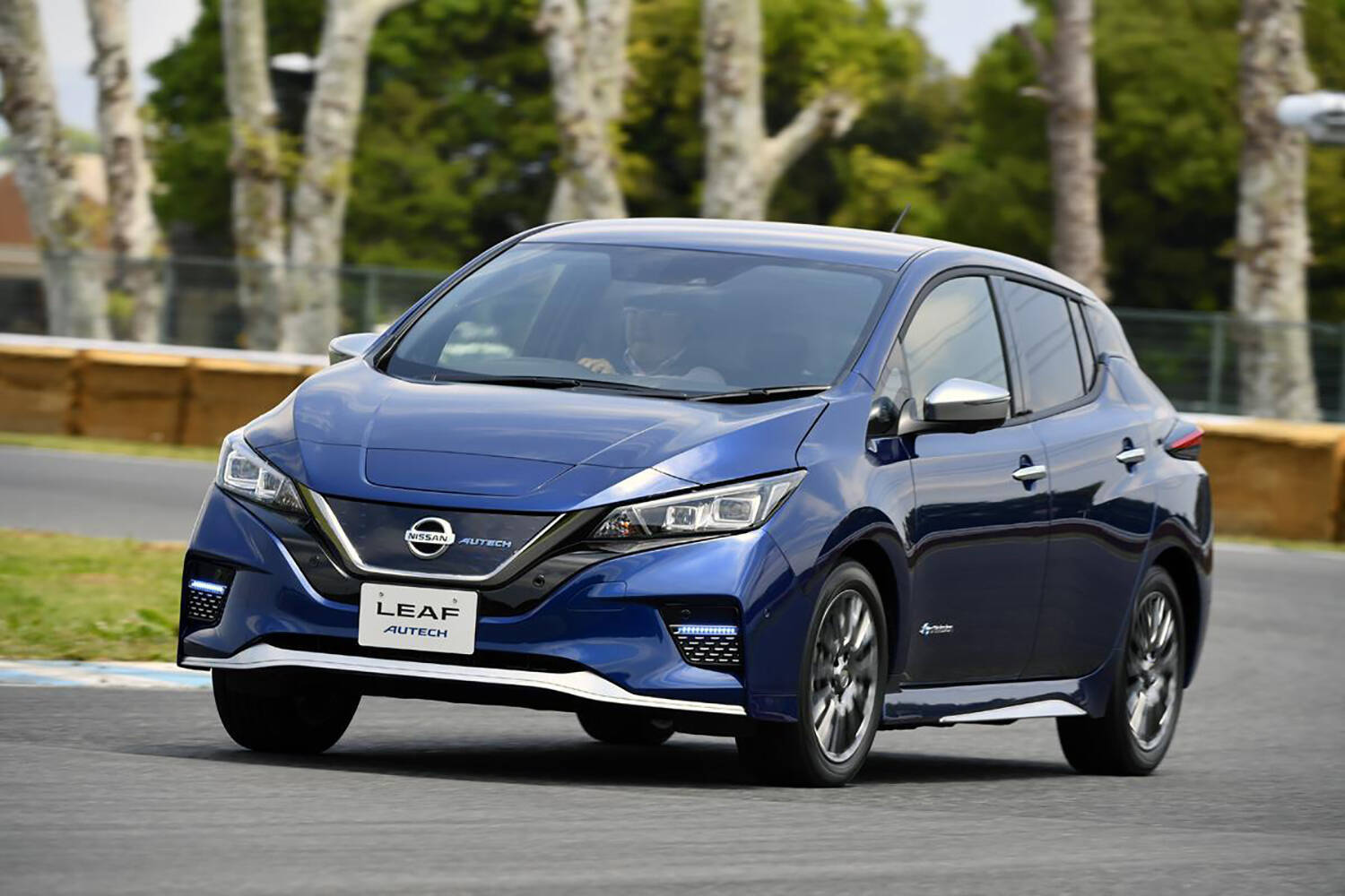 量産型EVのパイオニア「リーフ」とは？